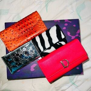 Super cute wallet lot